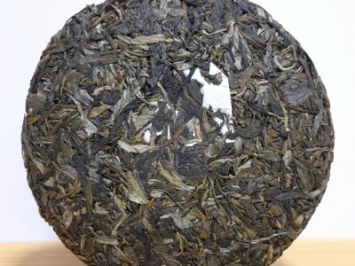 普洱茶原产地勐海茶厂直批昔归头春古树357克普洱生茶饼一 件代发图2
