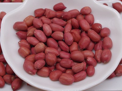 新货吉林省四粒红花生米红花生仁 红皮花500g部分地区5斤包邮图4