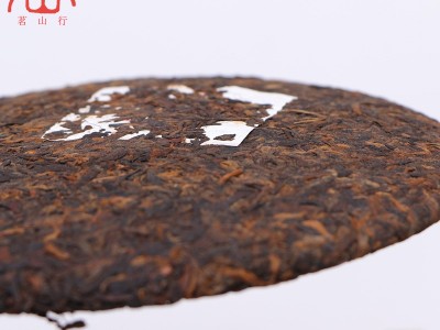 源产直供云南厂家源头直供普洱茶叶批发老班章普洱七子饼熟茶357g图4