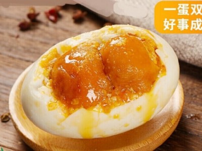 红太阳咸鸭蛋 双黄咸鸭蛋超级10只装766g单只净重75g以上图3