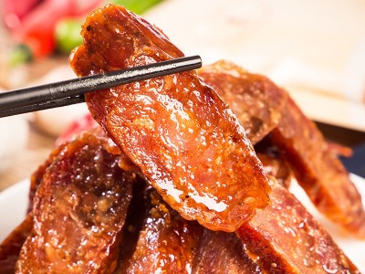 湖南特产 麻辣香辣腊肠烟熏腊肠烤肠麻辣15kg肉类腌腊制品批发图3