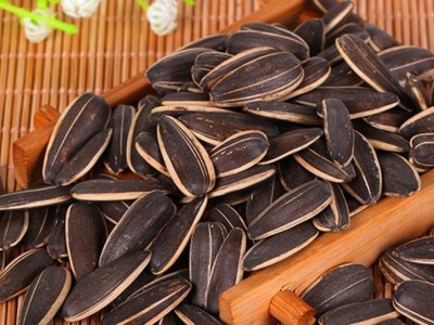 厂家批发销售优惠葵花籽 原味香瓜子颗颗饱满图3