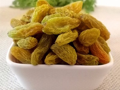 葡萄干新疆特产吐鲁番无核黄绿葡萄干500g休闲食品散装批发葡萄干图1