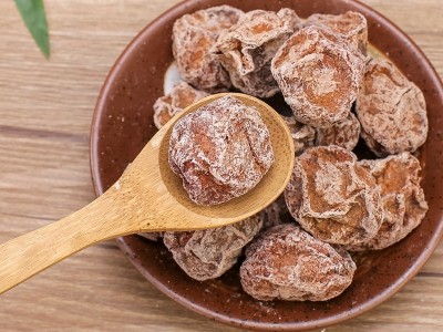 批发香港品牌休闲零食品爱莱客正宗话梅130g罐装凉果蜜饯果脯果干图2
