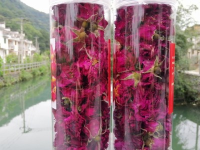 云南玫瑰花茶罐装批发 大朵墨红玫瑰花冠平阴玫花蕾一朵一杯图3