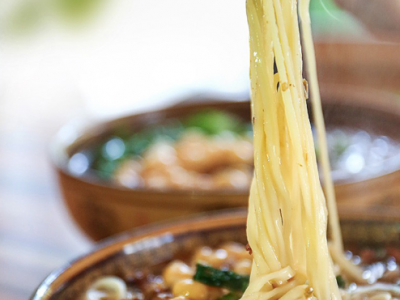 袁氏向山全麦富硒挂面500g*5纸包劲道面条图3