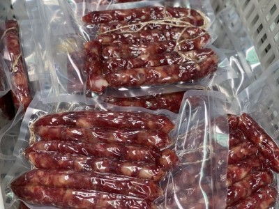 临安农家手工猪肉肠腊肠原味腊肠辣味酱肠真空包支持代发批发图3