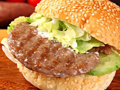 工厂直销纯牛肉牛肉饼定制加工汉堡牛肉饼商用家用批发图3