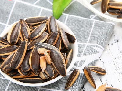 洽洽瓜子焦糖山核桃蜂蜜味香瓜子葵花籽办公室休闲零食小吃批发图4