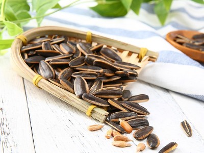 洽洽瓜子焦糖山核桃蜂蜜味香瓜子葵花籽办公室休闲零食小吃批发图2