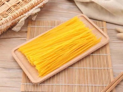 小万食品 杂粮玉米面条 玉米面速食面 口感顺滑 资质齐全图3