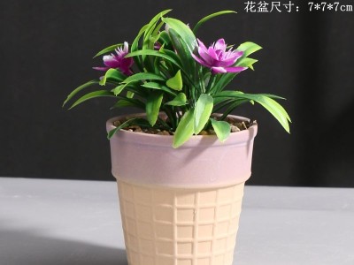 北欧风小可爱装饰冰淇淋多肉花盆现代陶瓷小花盆批发 工艺品摆件图5