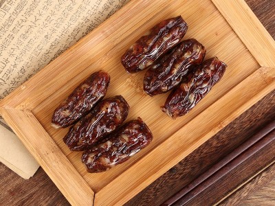 今凰黑椒粒粒腊肠200克广东风味江门特产腊肠特产煲仔饭风干香肠图3