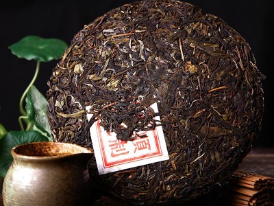 普洱茶批发云南普洱茶 勐海普洱生茶茶饼 陈香大叶种七子饼茶357g图3