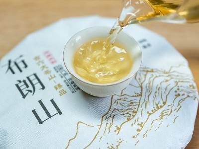 布朗山 班章产区云南古树普洱茶生茶 357g/饼 茶山直发 茶叶批发图4