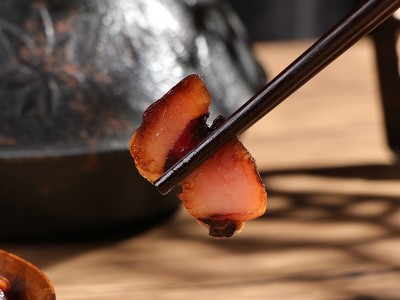 广东特产2.5kg真空包装广式腊肉厂家供应切片腌制腊肉煲仔饭腊肉图1