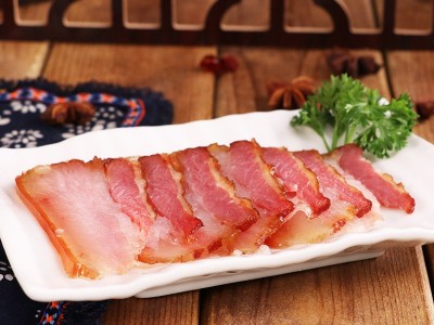 批发柏丫腊肉 四川仪陇特产烟熏土猪腊肉 风干农家后腿五花咸腊肉图3