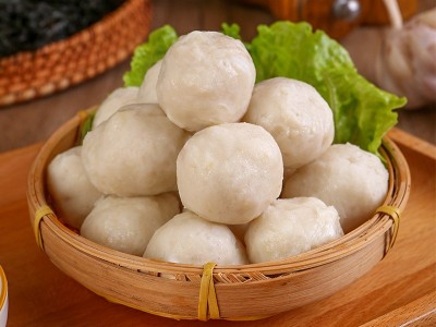 潮汕王手工墨鱼丸手工花枝丸墨斗丸麻辣烫关东煮火锅食材厂家批发图2