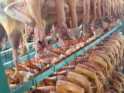 风干腌制2斤2两老母鸡亿家洪农家美食鸡肉咸香腊味农家鸡散养土鸡图2