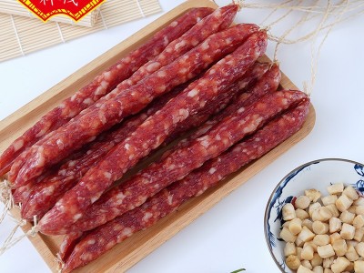 广式腊肠 客家肠 广东特产腌制风干广式风味 腊味蒸饭 煲仔饭图1