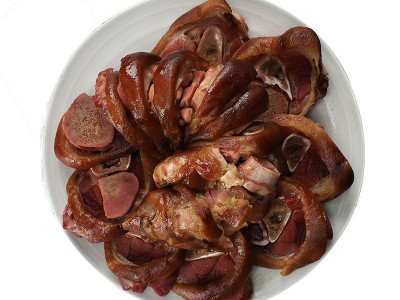 厂家直供烟熏腊猪蹄 湖北四川特产 柏树烟熏猪蹄腊肉批发图4
