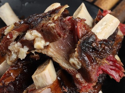 厂家直供农家柏树烟熏腊味腊排骨腊肉湖北口味腊排子排腊肉批发图3
