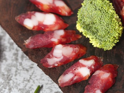 散装切肉腊肠广东特产广式腊肠煲仔饭商用香甜风味餐饮香肠图2