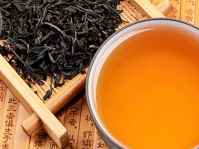 浙江新茶口感鲜爽九曲红梅红茶散装明前久泡茶香浓郁色泽乌亮茶叶图4