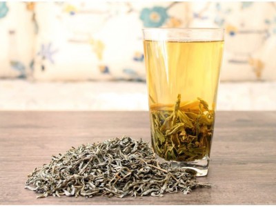 云南耿马蒸酶绿茶叶新茶蒸酶茶滇绿茶80g袋装厚阔茶图4