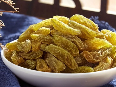 新疆特产吐鲁番绿葡萄干散装批发无核即食休闲零食冰粉甜品配料图1
