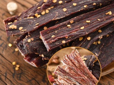 西藏风干手撕牛肉干批发 辣味麻辣肉类零食牛肉干 特产牛干巴厂家图3