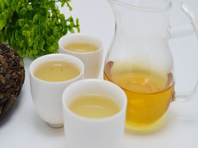 2010福鼎白茶如意寿眉老白茶茶饼 高山白茶厂家批发图5