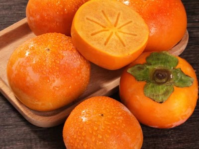巧克力脆柿广西恭城脆柿脆甜不涩广西硬柿子图5