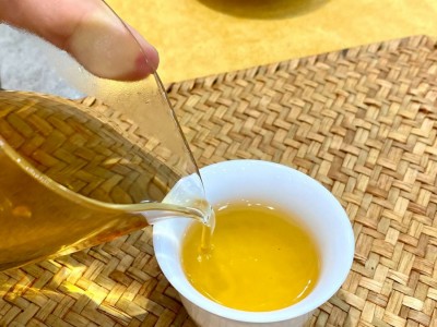 福建福安坦洋工夫红茶2023年头春花果香红茶小种工夫红茶图4