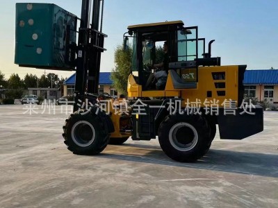 多用途农业途越野叉车 铲车装载机 四驱一体式越野叉车厂家供应图5