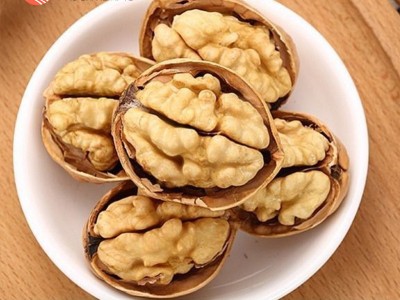 纸皮核桃原味生核桃已晒干新货应季薄皮185大果新货阿克苏干核桃图3