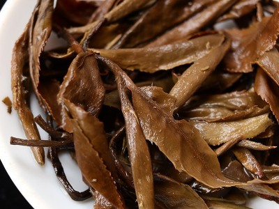 福建老白茶牡丹茶饼2013年福鼎白牡丹收藏批发高山陈年茶叶图5