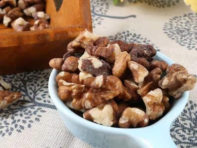 核桃仁肉新疆原味生碎核桃烘焙糕点馅料榨油核桃油散装整箱批发图2