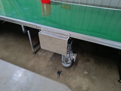 注塑件传送带涂料桶集中运送机注塑加工机械手传送带铝型材输送机图4