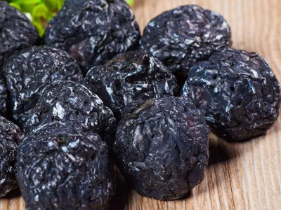 批发乌梅大乌梅干28斤蜜饯果脯天山乌梅个大肉厚酸甜梅干休闲零食图3
