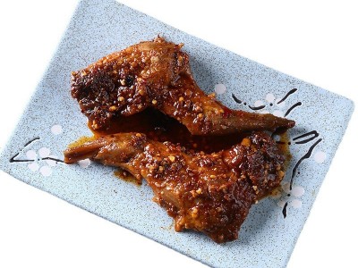 麻辣兔腿网红零食四川特产自贡香辣冷吃兔肉双流兔头熟食小吃批发图4
