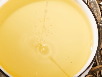 东北非转基因食用油 玉米胚芽 葵花籽 压榨花生油 物理压榨5L图4