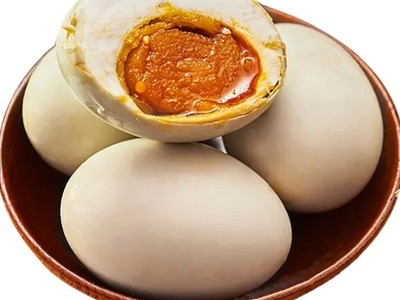 北部湾咸鸭蛋工厂红树林散养烤海鸭蛋起沙流油北海特产批发整箱图5