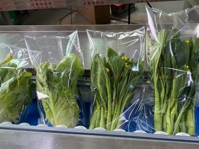 全自动蔬菜包装机青菜叶菜套袋打包机智能枕式套袋机水果包装机图5