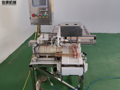 大型牛板筋穿串机 鸡柳穿签机 全自动穿肉机牙签肉穿串设备图4