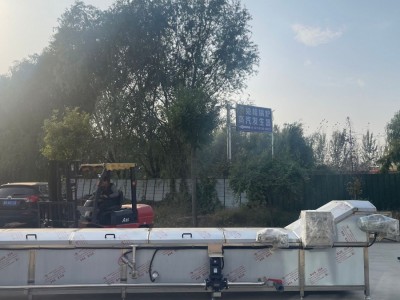 全自动酱腌菜巴氏杀菌流水线罐头果冻杀菌设备低温水浴巴氏杀菌机图1
