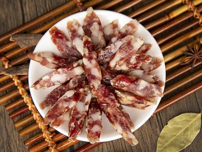 自然晾晒广东特产广味批发粤华盛厂家直批煲仔饭烧烤纯肉腊肠食材图3