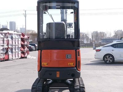 30小钩机家用挖土农用挖沟多功能果园微型挖机工程破碎小型挖掘机图2