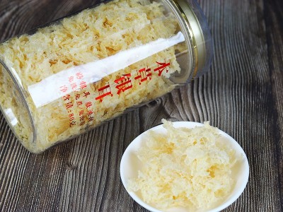本草银耳批发代发冲泡即食有机银耳云南白木耳雪耳糯耳免煮代餐图3
