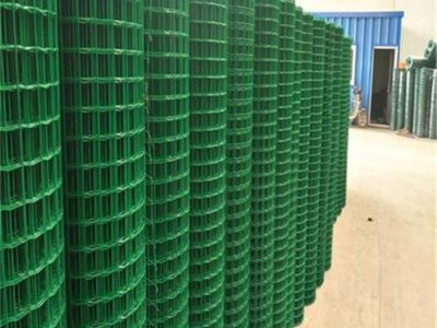 启梵品牌低碳钢网浸塑绿色钢丝网圈山围地荷兰网图2